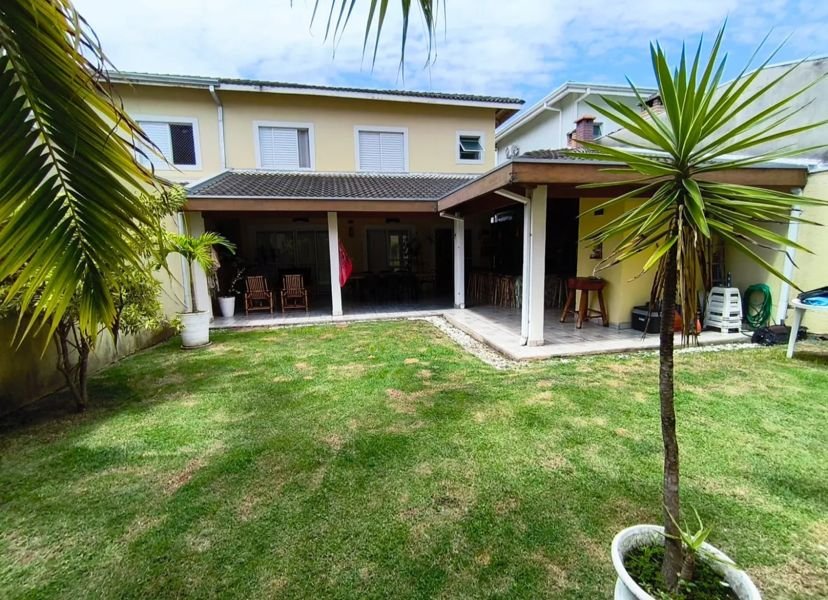 Sobrado em Condomnio - Venda - Loteamento Villa Branca - Jacare - SP
